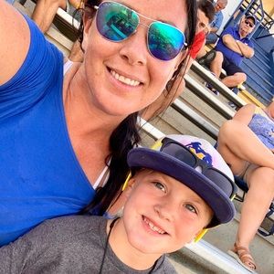 Meet your Posher, Jennifer